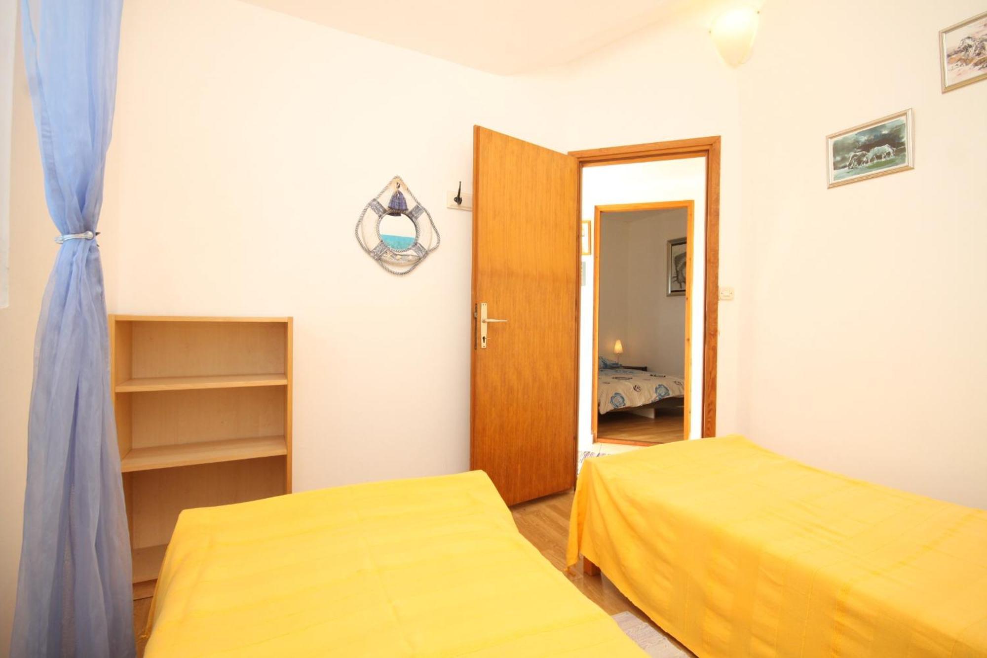Apartments By The Sea Milna, Vis - 8944 Стая снимка